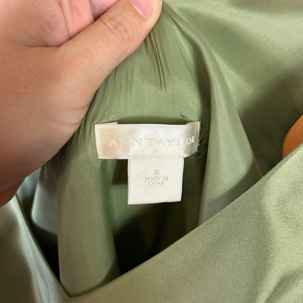 Vintage Ann Taylor Silk Satin Slip Midi Dress Sage Green V Neck Formal‎ - Picture 7 of 7